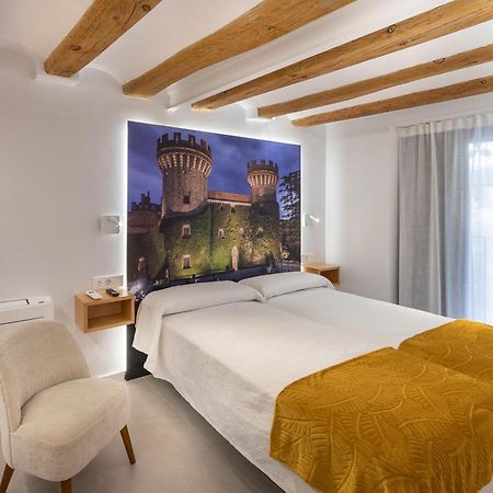 C&C Apartments Figueres  Buitenkant foto