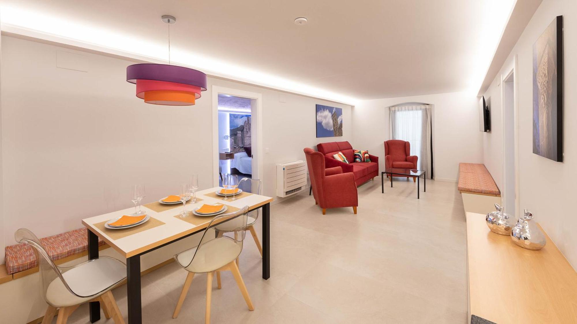 C&C Apartments Figueres  Buitenkant foto