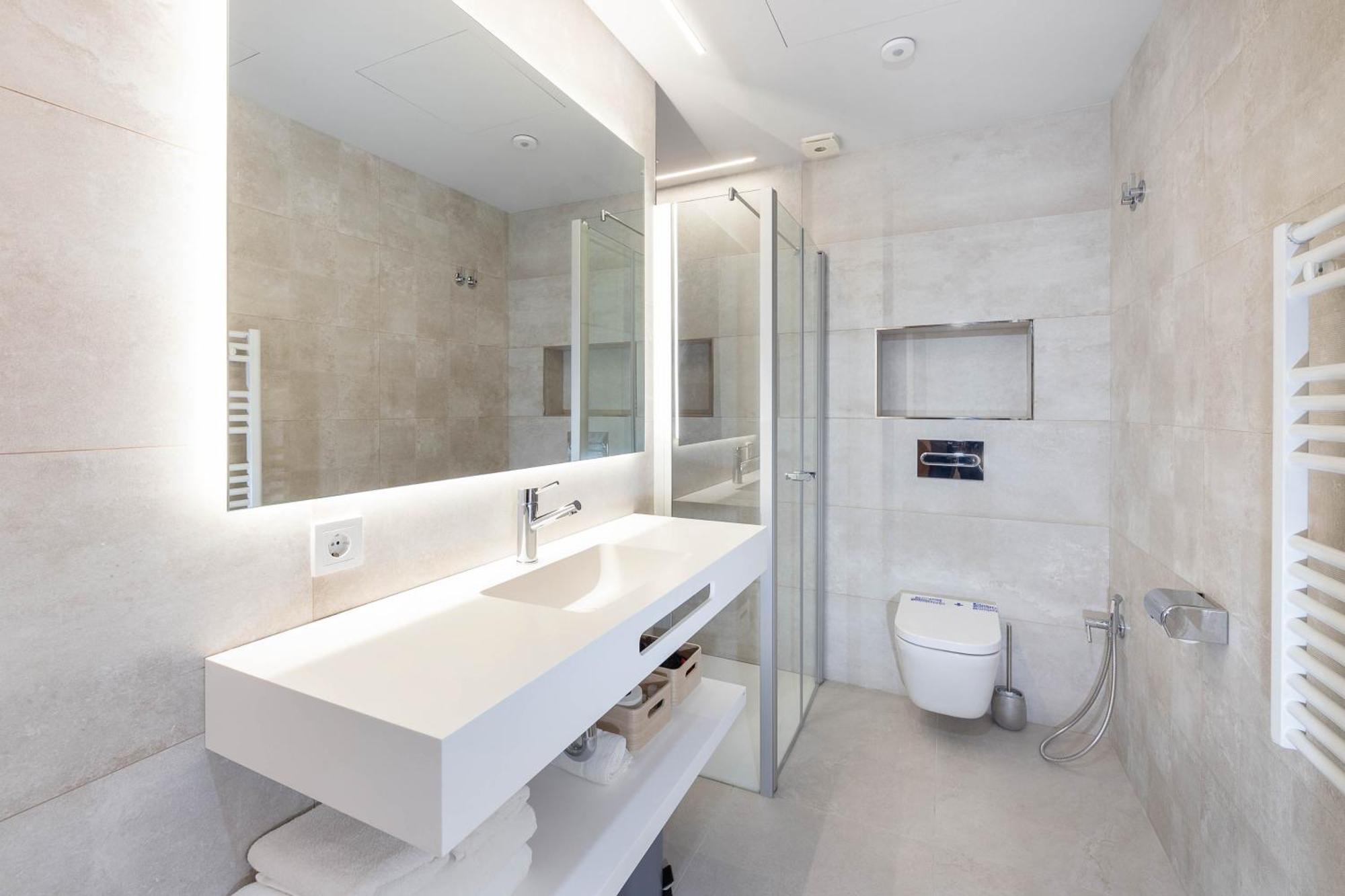 C&C Apartments Figueres  Buitenkant foto