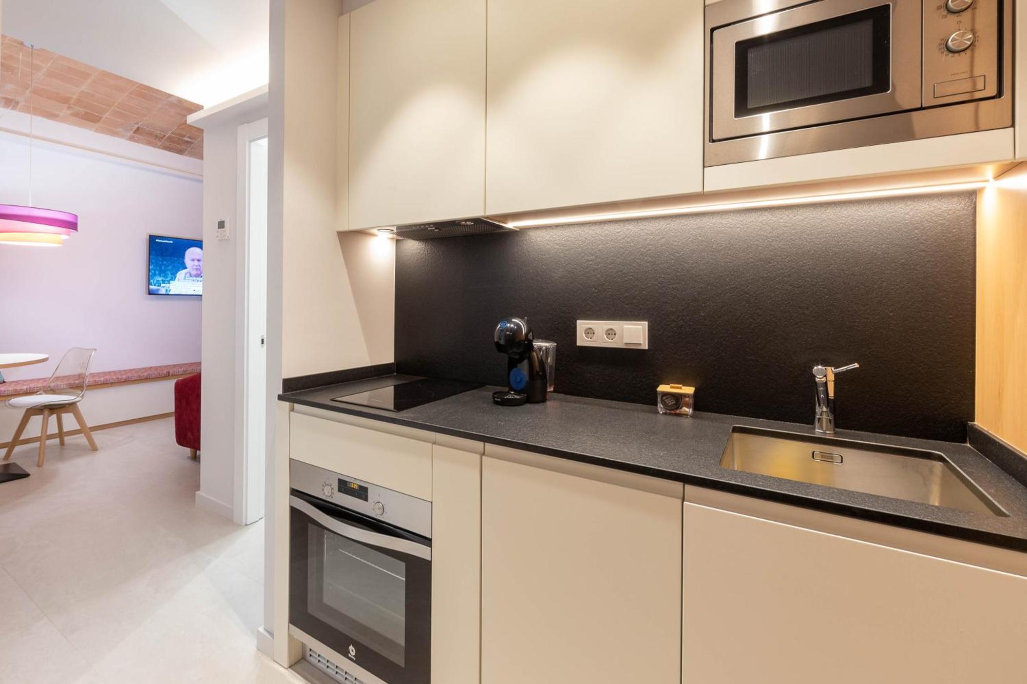 C&C Apartments Figueres  Buitenkant foto