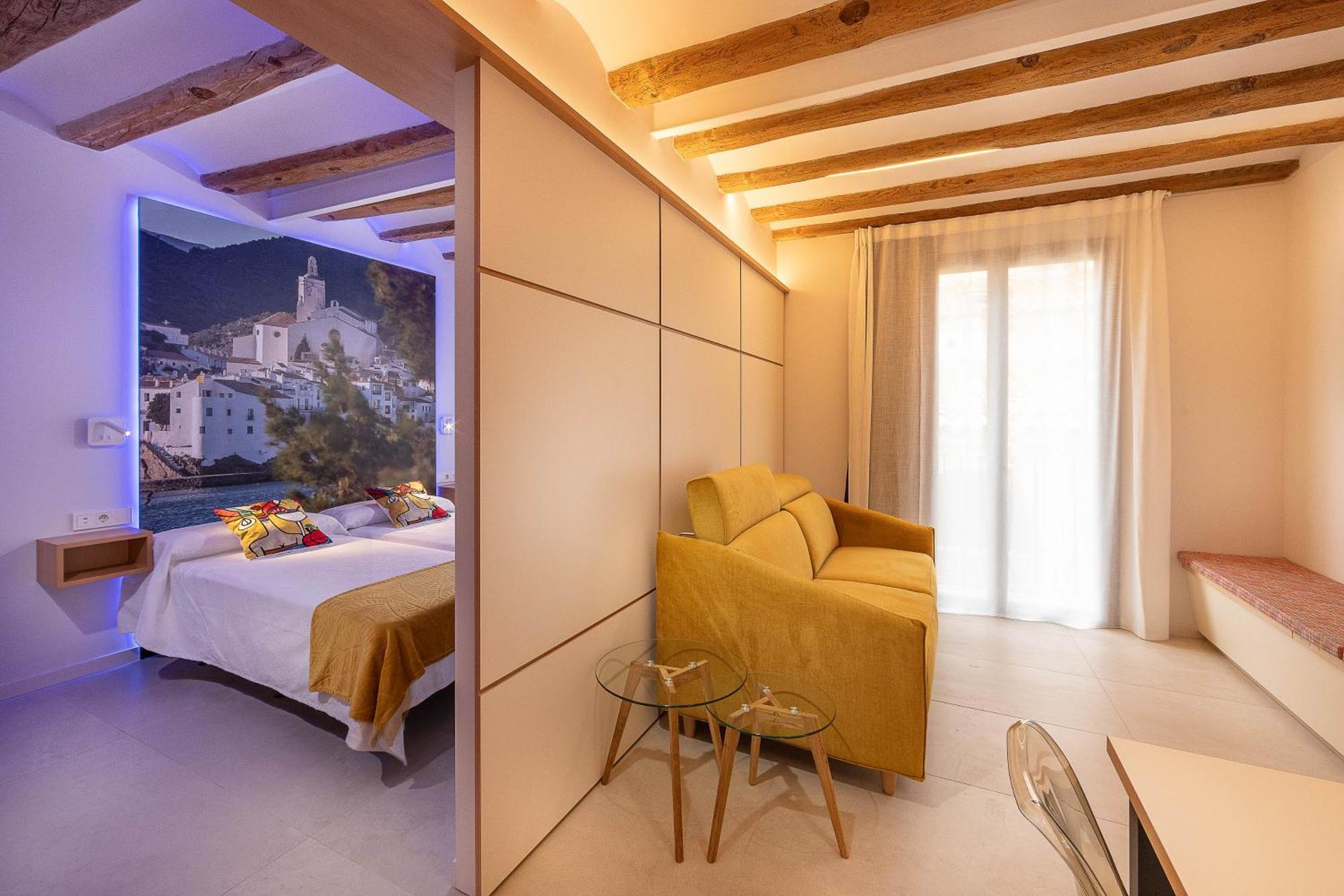 C&C Apartments Figueres  Buitenkant foto