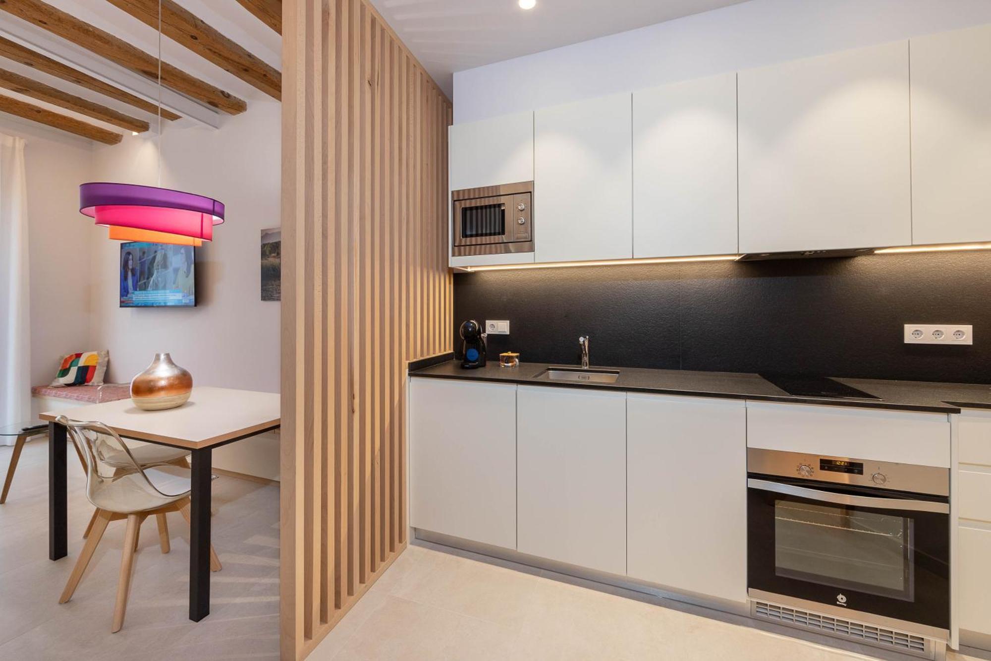 C&C Apartments Figueres  Buitenkant foto