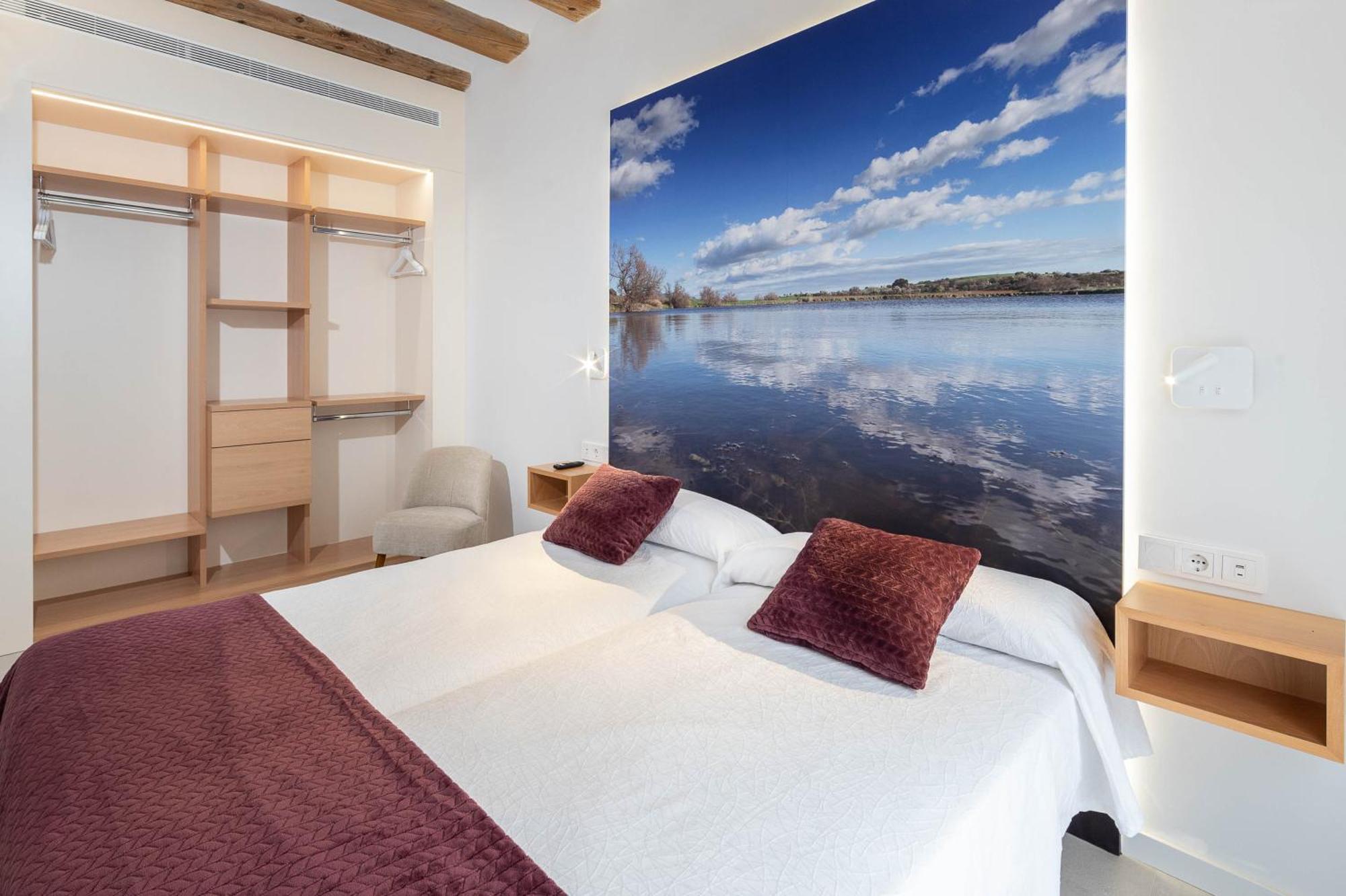 C&C Apartments Figueres  Buitenkant foto